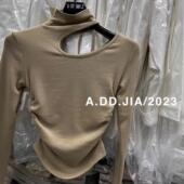 T恤女冬季 新款 韩版 半高领磨毛长袖 小众设计感内搭不规则打底衫 潮