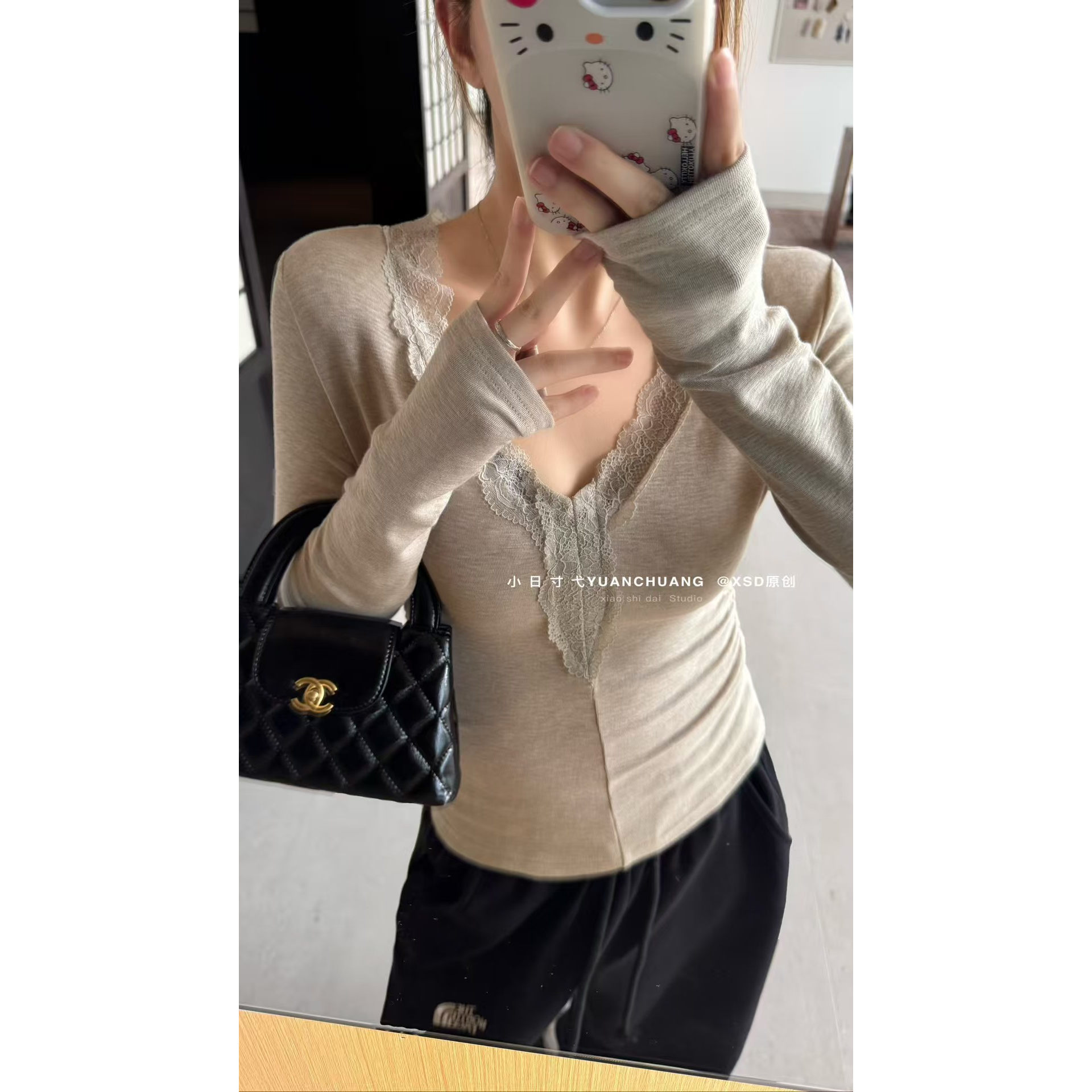 纯欲极简风蕾丝V领长袖T恤女掐腰设计感打底衫加绒磨毛上衣