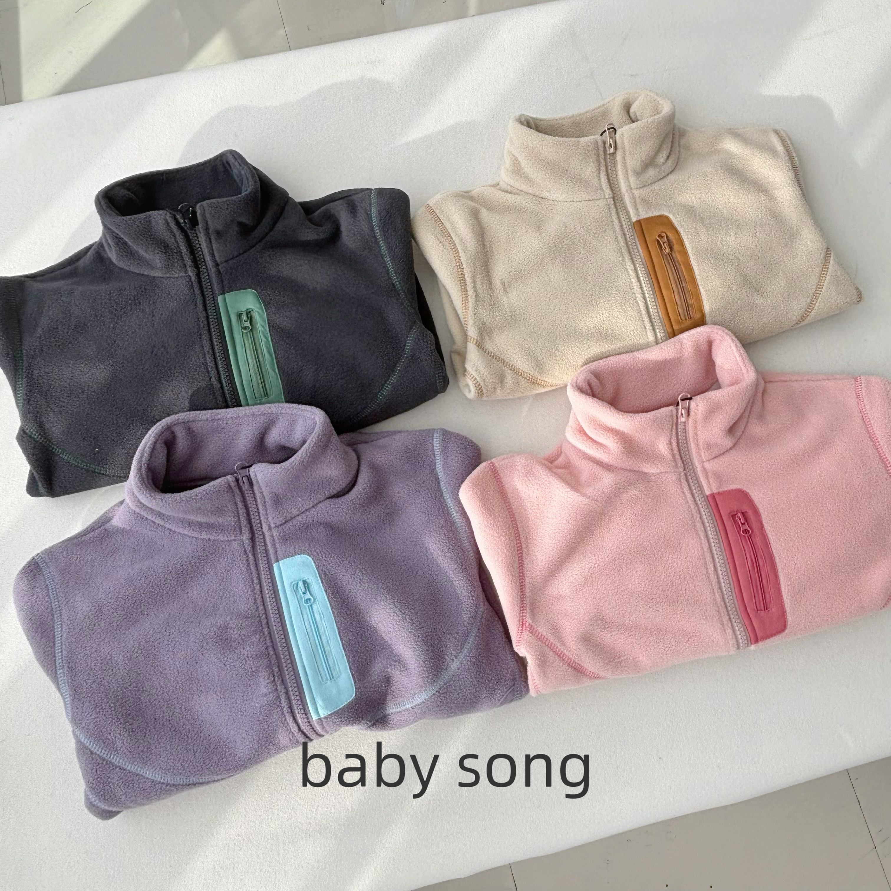 日系110-150儿童25秋冬新款男女宝撞色柔软摇粒绒立领拉链外套