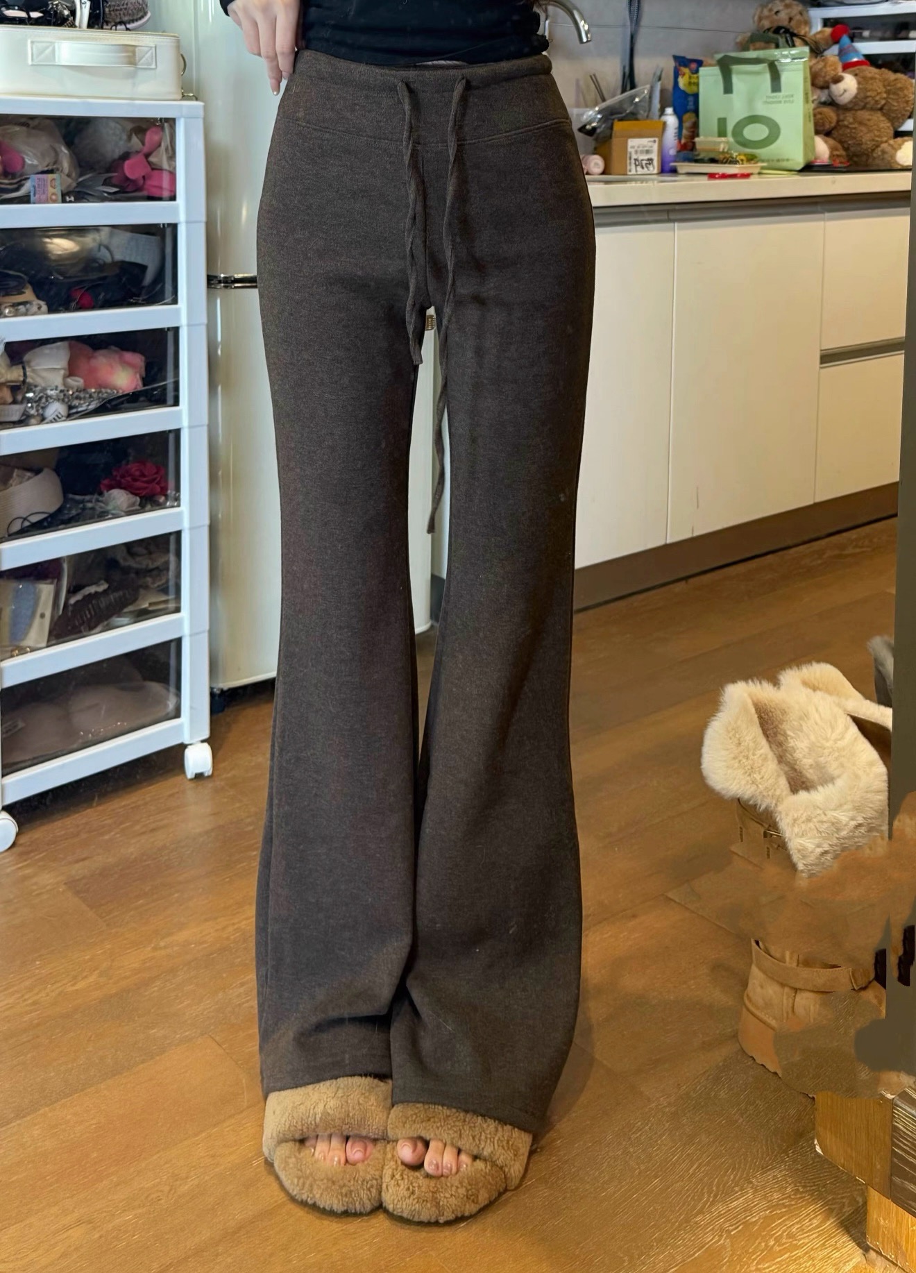 MH家 2025秋冬韩版时尚百搭宽松显瘦高腰抽绳微喇加厚休闲裤女