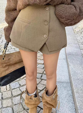 MH家 2025秋韩版时尚百搭显瘦设计感高腰毛呢纽扣半身裙裙裤女