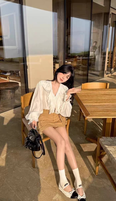 MH家 2026春季新款法式浪漫蕾丝拼接荷叶边飘逸灯笼袖衬衫上衣