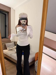 2026春韩版 长袖 时尚 显瘦一字领狗狗印花上衣开衩袖 T恤 修身 MH家