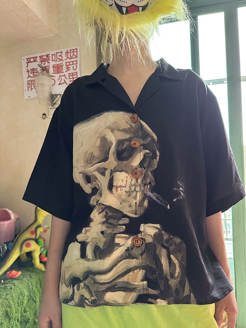 不忧郁的店 印花梵高骷髅抽烟短袖黑透气涤纶衬衫