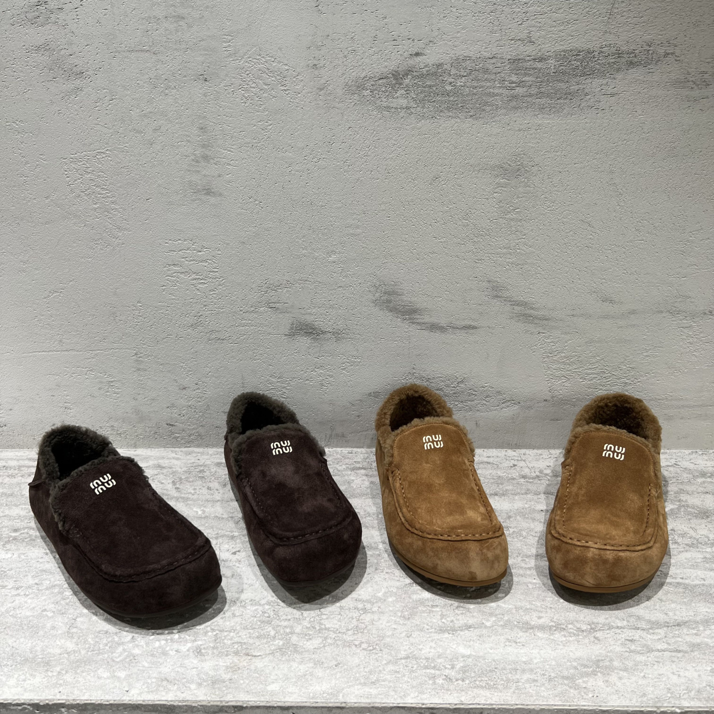 磨砂皮平底羊毛加绒一脚蹬乐福鞋