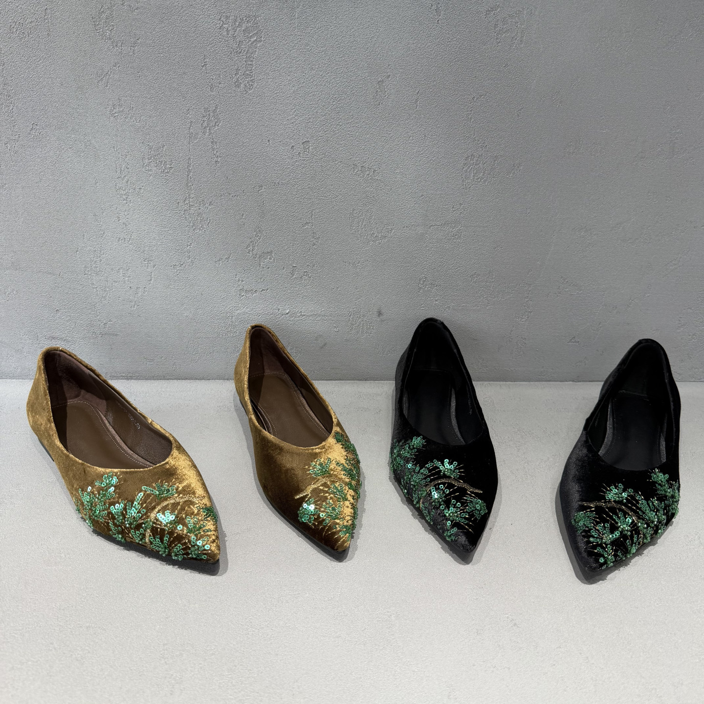 欧洲站2026春款欧货真皮女鞋低跟平底尖头一脚蹬亮片刺绣浅口单鞋