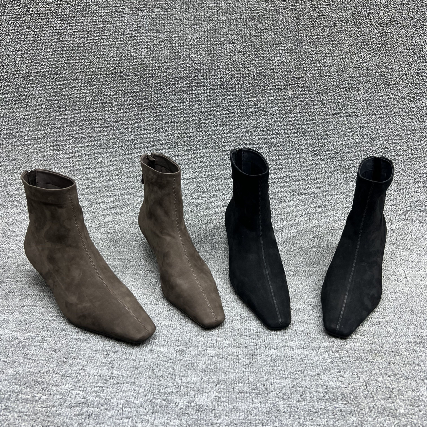 欧洲站乐魔女鞋2025秋季新款真皮磨砂皮方头后拉链时尚短靴时装靴