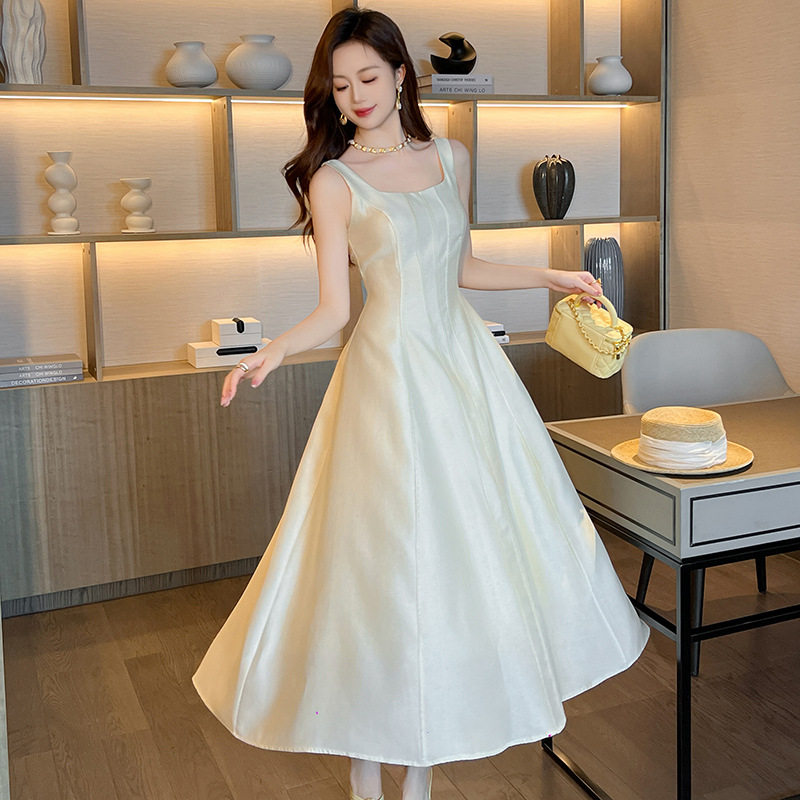 赫本风无袖背心黑色长裙女夏收腰方领A字大摆长款吊带连衣裙9862