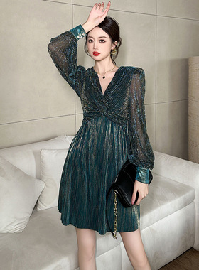2025秋装新款女装法式俏皮可爱V领高腰显瘦A字网纱连衣裙70250