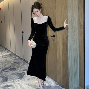 春季新款黑色丝绒连衣裙珍珠领长袖法式富家千金赫本风礼服21580