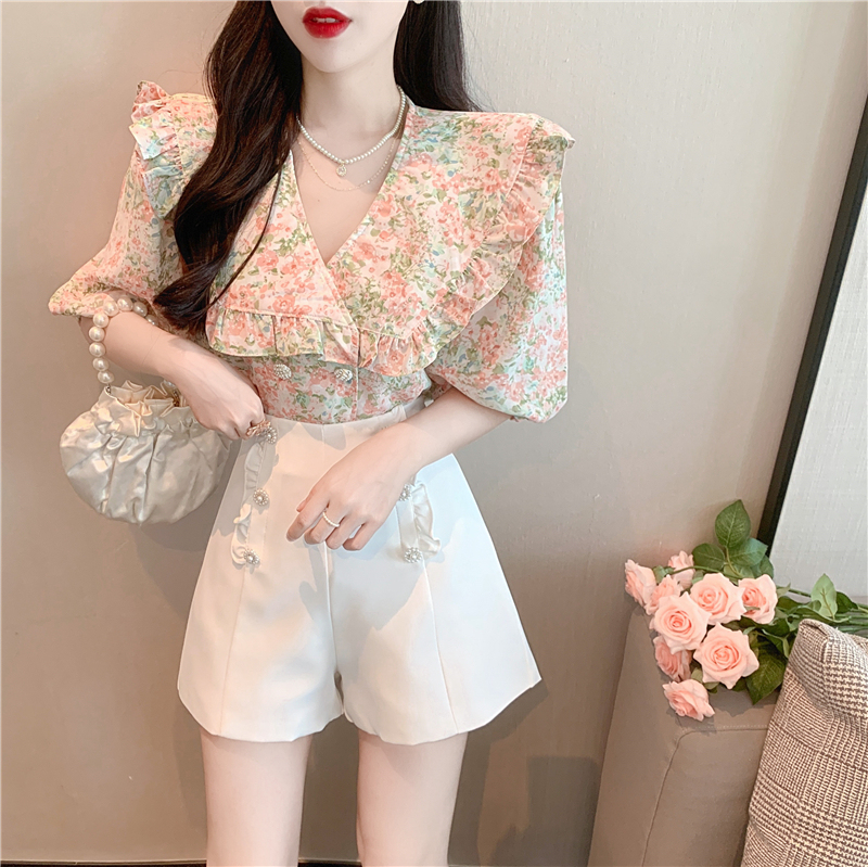Real price big Lapel bubble sleeve Korean Chiffon double breasted shirt + high waist versatile suit wide leg shorts