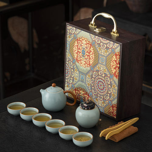青花缠枝莲旅行茶具套装便携式功夫茶具礼盒家用泡茶壶茶杯伴手礼