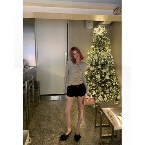 THREE GOOOD殷三吉 月初灰冷蝴蝶结设计感打底上衣女2025春季新款