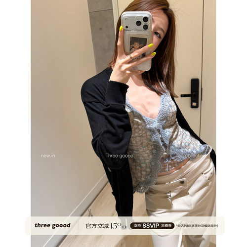 THREE GOOOD殷三吉 V领中古感印花上衣性感蕾丝花边氛围背心吊带