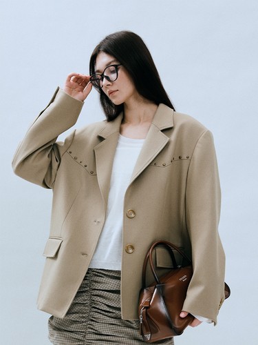 THREE GOOOD殷三吉 雾都恋人宽松显瘦通勤复古风铆钉西装