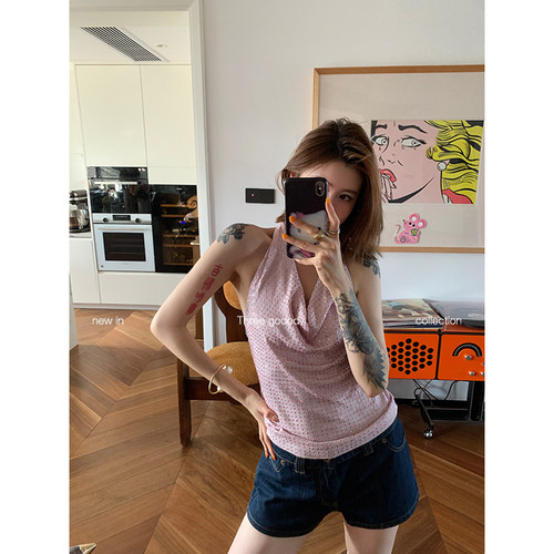 重工挂脖烫砖荡领针织上衣