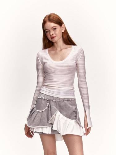 THREE GOOOD殷三吉D温柔旋律修身款性感风U领针织打底衫 ZZ230057