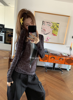 THREE GOOOD殷三吉 格纹领带印花微透网纱长袖打底T恤女休闲衬衫