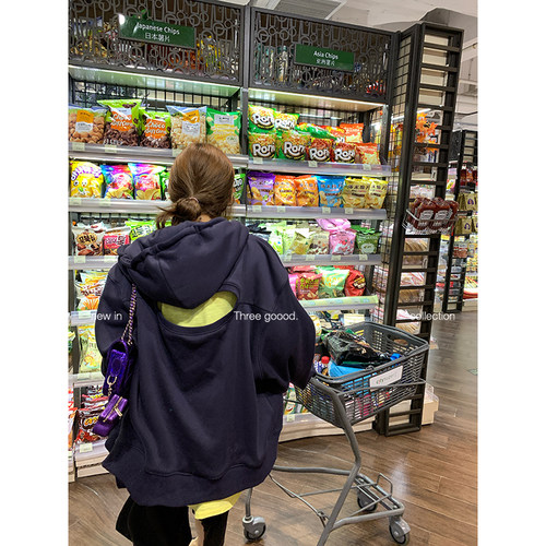 殷三吉高克重加绒感卫衣外套