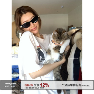 THREE GOOOD殷三吉 just be企鹅雾白萌趣松弛大版印花T恤