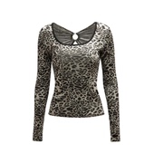 三吉 THREE GOOOD 新野之风后背镂空U领针织上衣SST241086