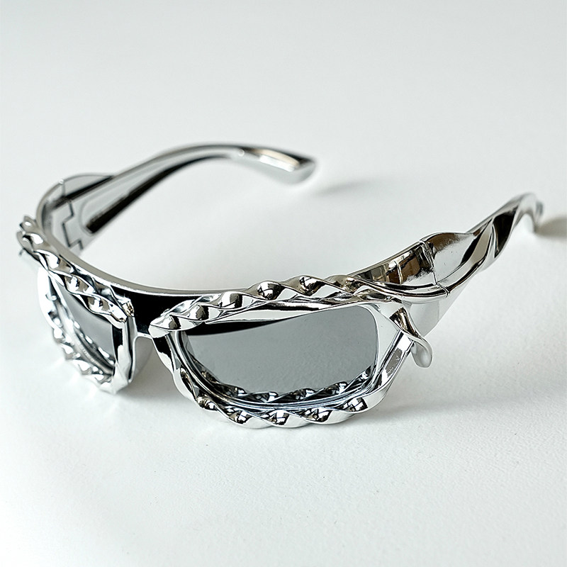 设计师赛博墨镜男Y2K朋克女太阳镜电镀反光防紫外26新款秀款眼镜