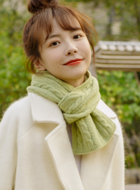 牛油果绿色短款小围巾女韩版纯色清新少女学生秋冬季保暖针织围脖