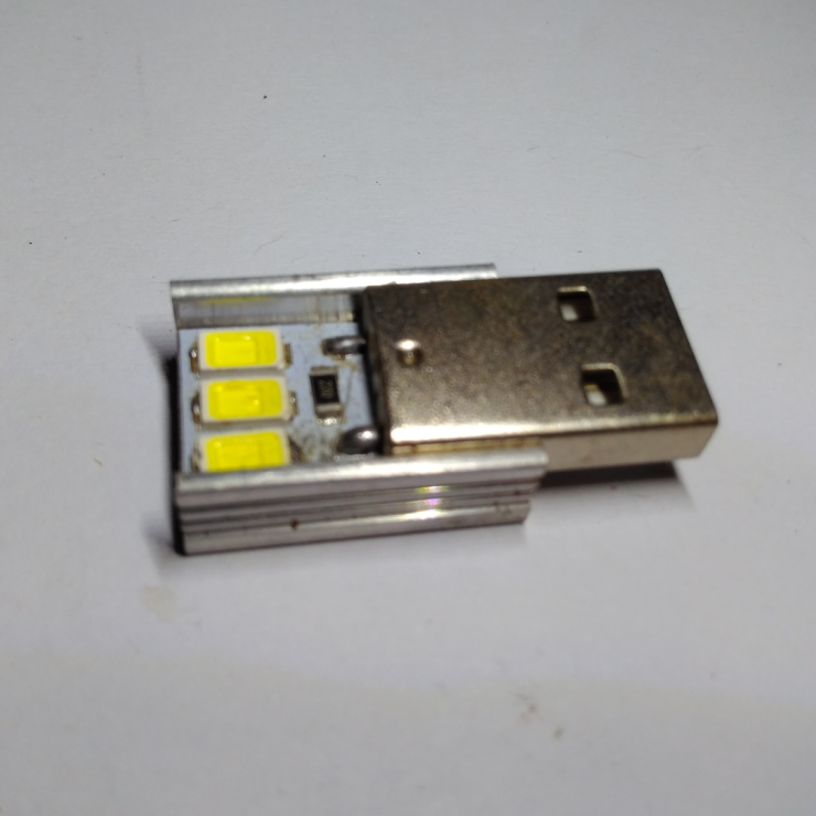 Lampe USB - Ref 378064 Image 3