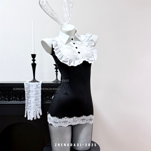 郑大嘻~暗月甜心 性感蕾丝兔女郎制服黑色翻领荷叶边睡裙御姐风