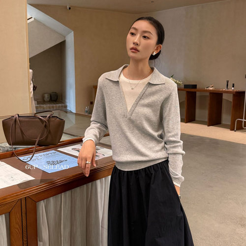 6UP早秋韩系假两件撞色翻领毛衣女老钱感针织衫通勤极简百搭61081