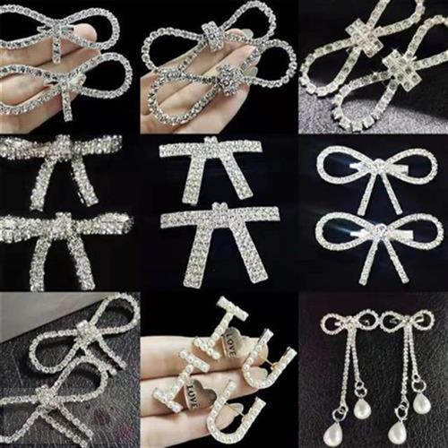 新满钻蝴蝶结胸针别针仙气装饰品防走光服饰皇冠星星娃娃包包配饰