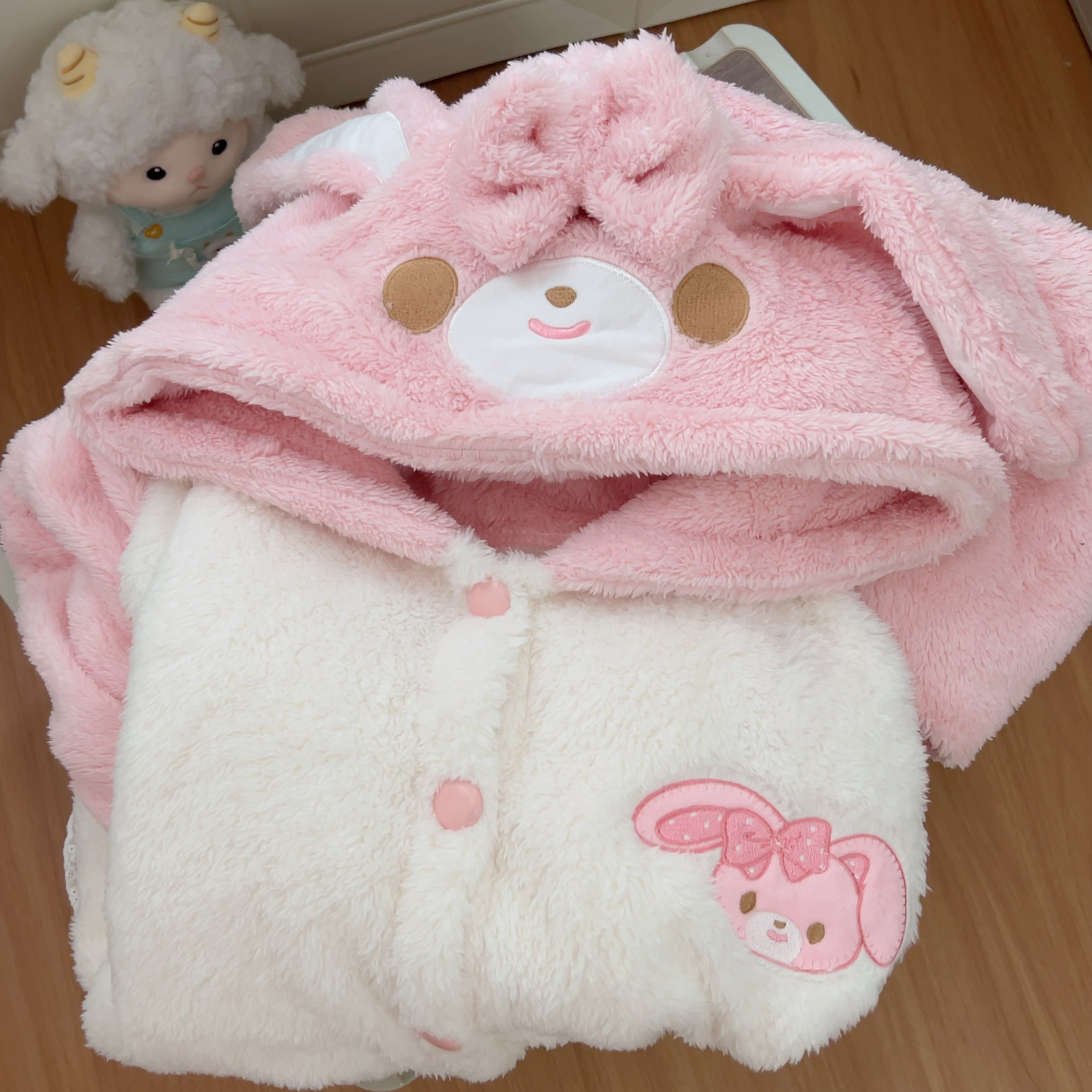 冬季连帽珊瑚绒睡衣女卡通可爱