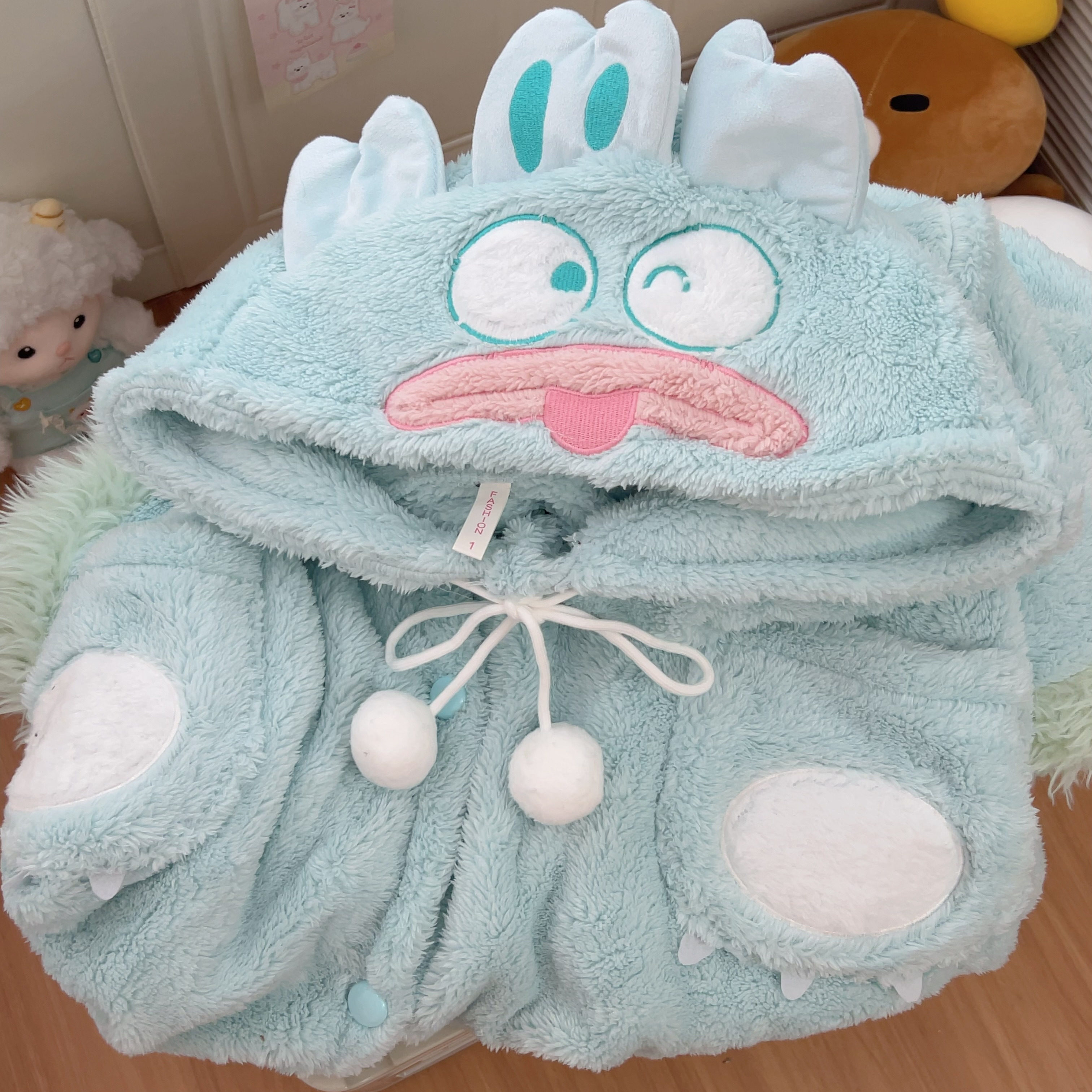 冬季丑鱼珊瑚绒连帽斗篷睡袍女卡通可爱长袖加厚冬天保暖家居服