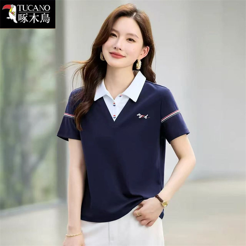 啄木鸟2026年新款显瘦洋气刺绣上衣女士减龄夏季短袖翻领撞色T恤