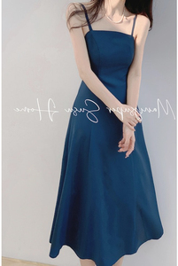 高级感法式一字肩无袖连衣裙春夏季新款显白修身显瘦内搭吊带裙