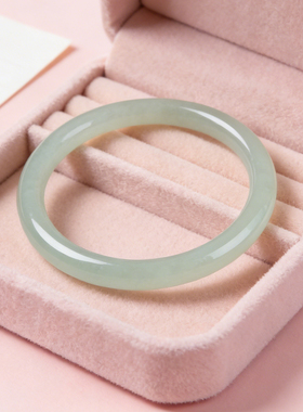 正品天然和田玉晴水圆条女款手镯