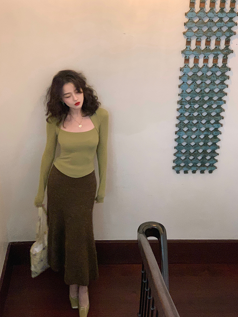 酒午港风复古羊驼毛鱼尾半身裙高腰显瘦羊毛a字包臀中长裙子女春