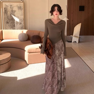 吊带裙两件套装 酒午自制 荡领拼接大摆裙 复古秋季 女 绿野仙踪