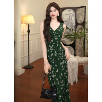 【亚子专属】酒午法式复古修身线条绝美碎花V领无袖女连衣裙YS887