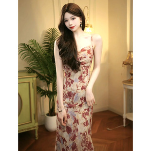 酒午自制复古气质性感红色重工碎花吊带连衣裙荡领开叉裙子YS654