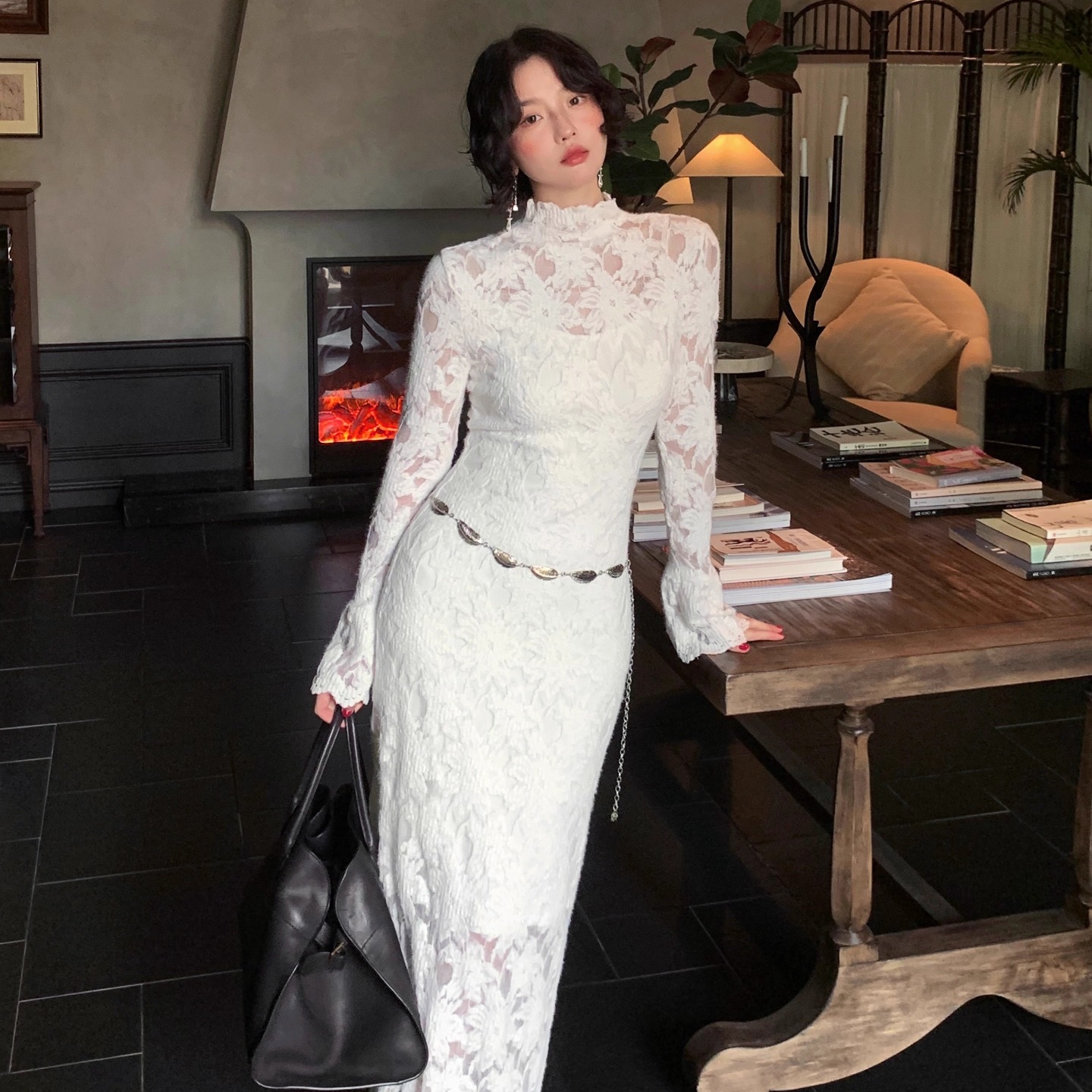 法式复古秋季半高领蕾丝连衣裙女