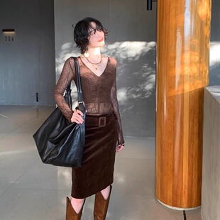 高腰显瘦灯芯绒半裙 港风复古2025秋冬新款 酒午自制 裘绒映烛