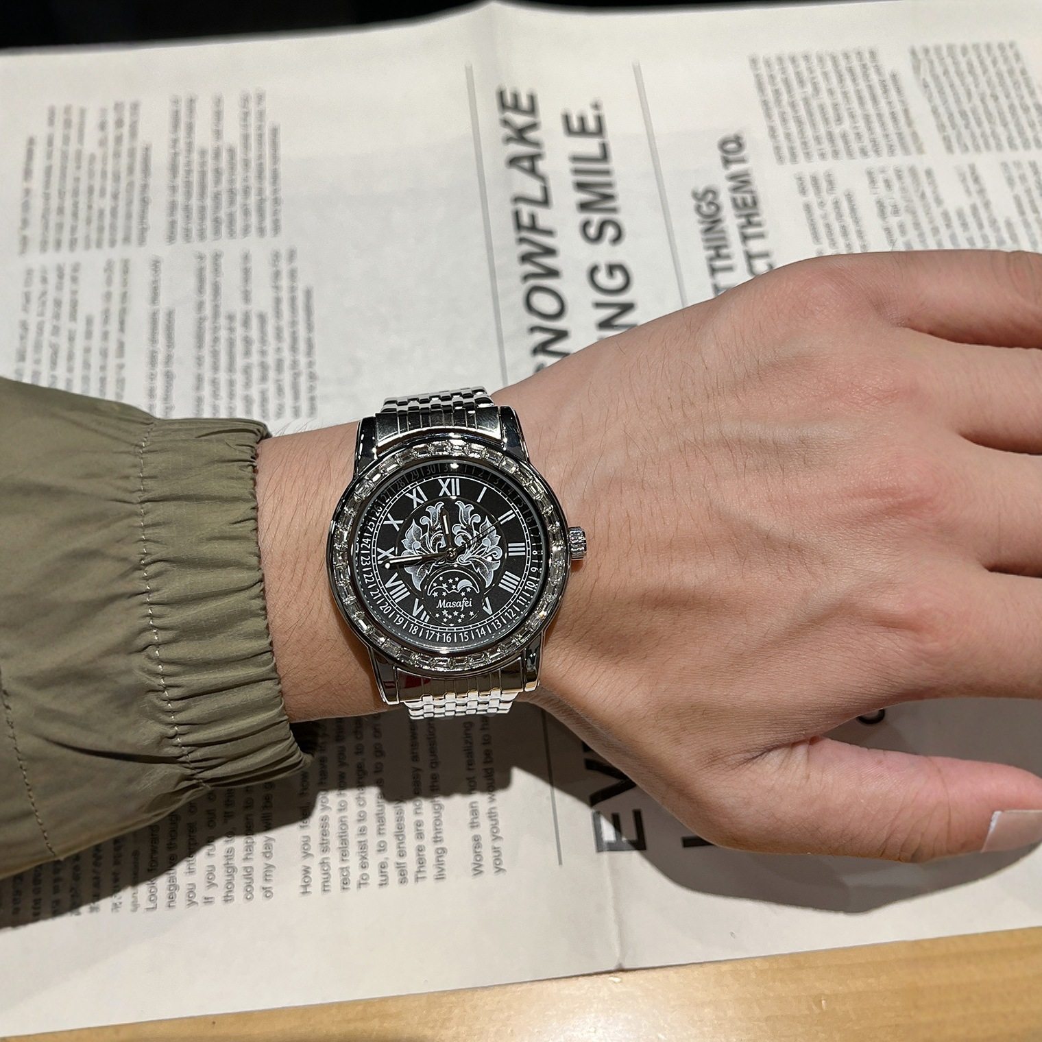 时尚爆款镂2025新款大表盘石英男士手表