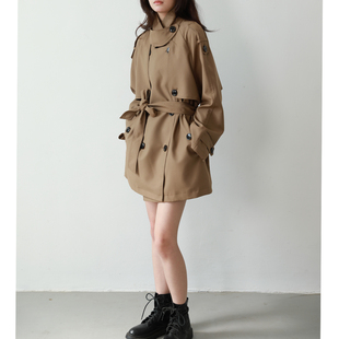 周淼ZHOUMIAO 【巴黎旧梦2.0】经典廓形翻领收腰短款风衣外套女