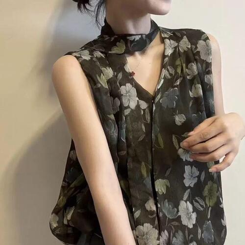 韩伊轻奢飘带V领无袖衬衫女复古港风碎花设计高级感洋气减龄上衣