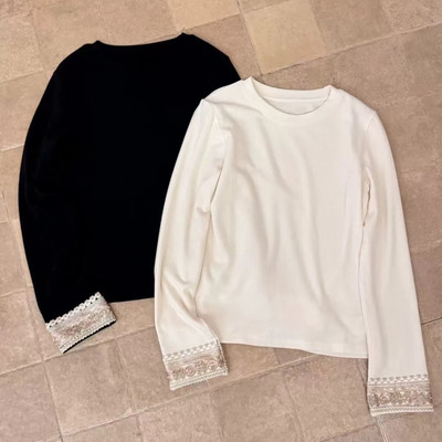 韩系秋冬新款时尚百搭高品质新国风设计重工刺绣蕾丝袖口上衣2362