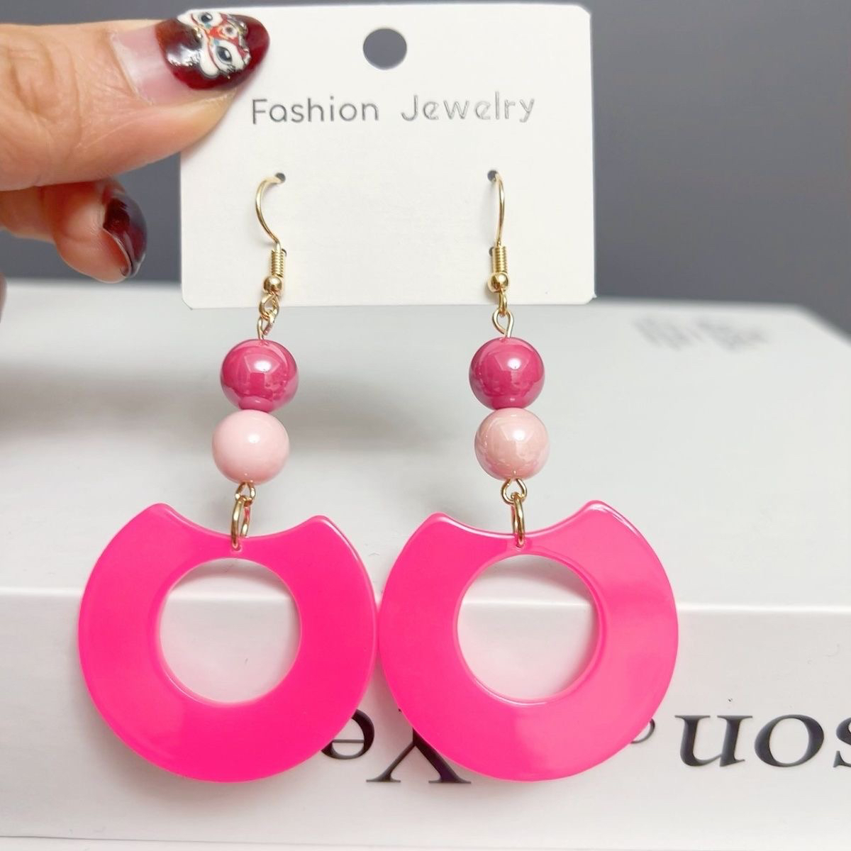 夸张几何高级韩国长款新款玫红耳环ins靓女显脸时尚气质不退不换