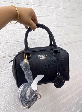 外贸尾货guess枕头包手提斜挎包新款时尚百搭潮流女包休闲通勤包