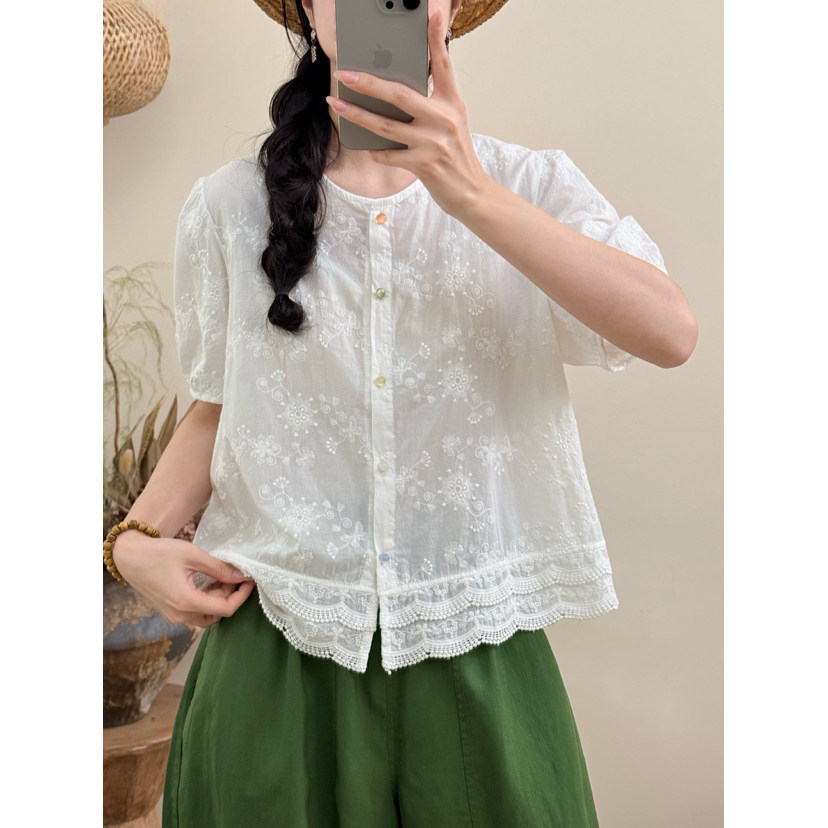 904日系森女系刺绣短袖衬衫文艺清新圆领彩扣减龄显瘦百搭上衣