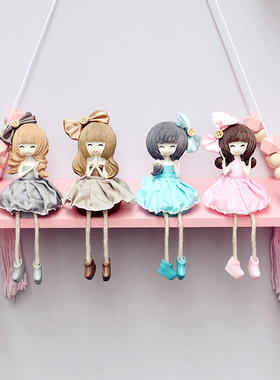 四大美女卡通风吊脚隔板工艺摆件